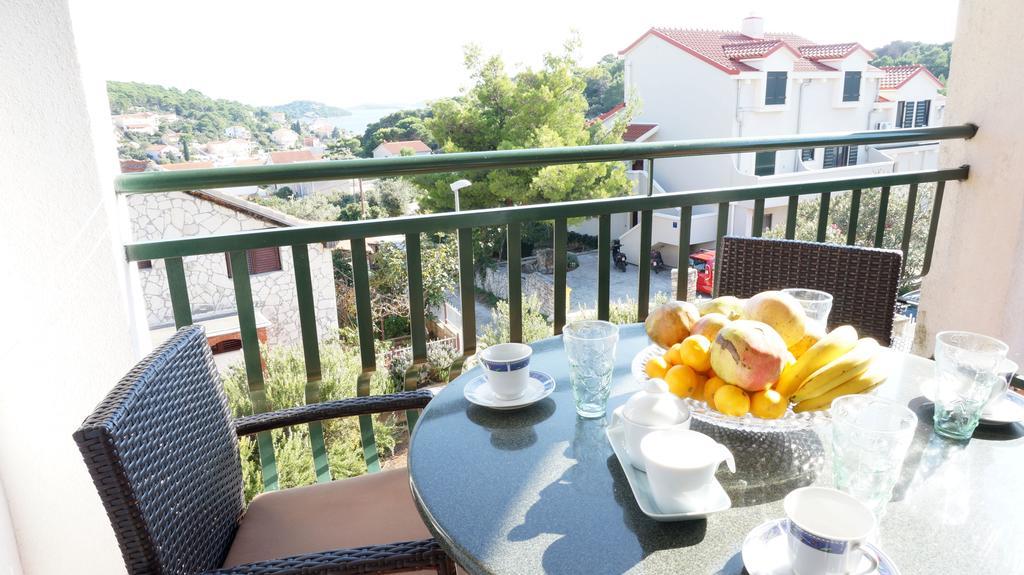 Villa Dvorine Tisno Bilik gambar