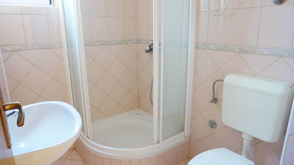 Villa Dvorine Tisno Luaran gambar