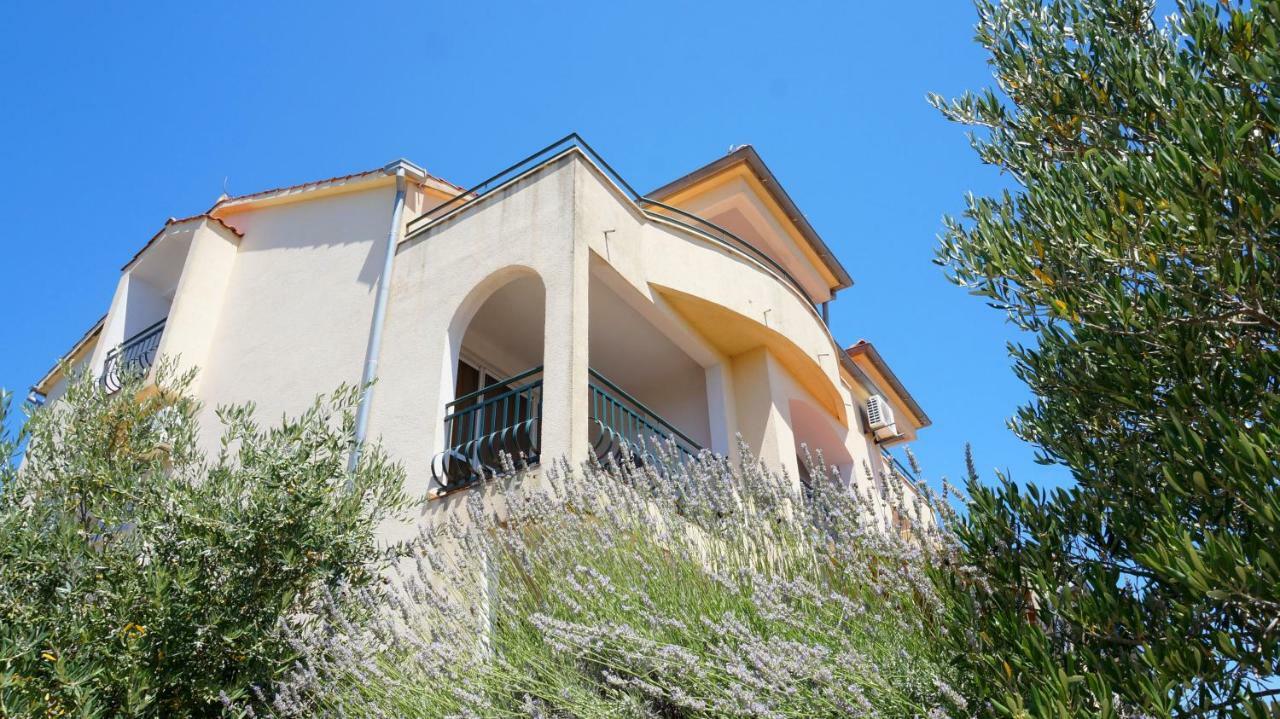 Villa Dvorine Tisno Luaran gambar